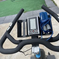 Stationery Bike For Exercise 