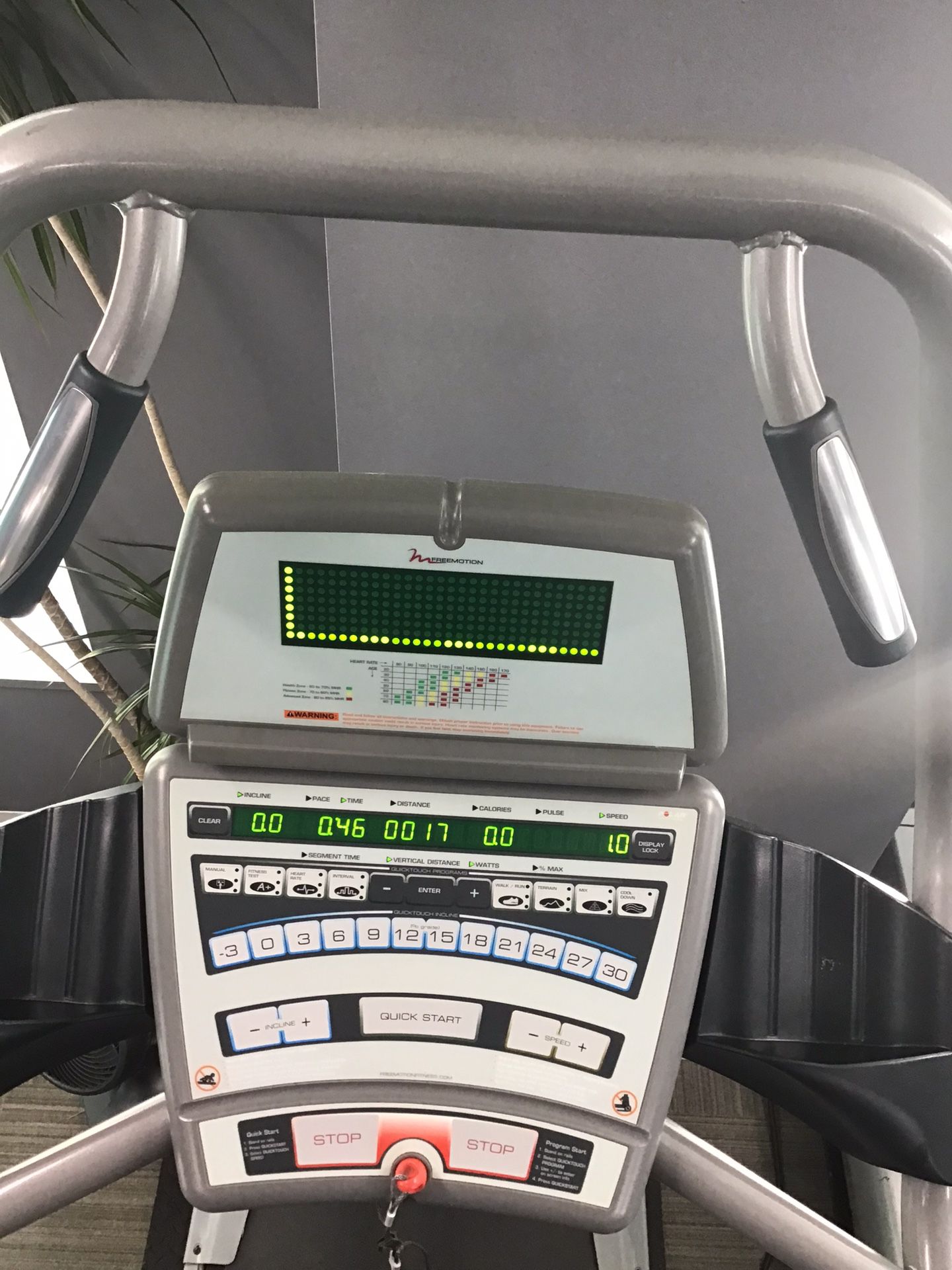 Free motion Incline Treadmill