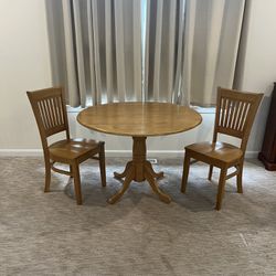Drop leaf table & 2 chairs