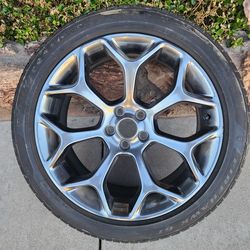 Chrysler 300S wheel