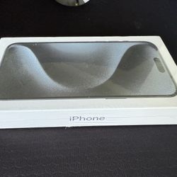 iPhone Pro max 1TB Titanium - New