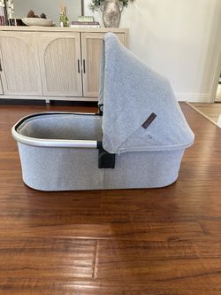 Uppababy Vista V2 Bassinet