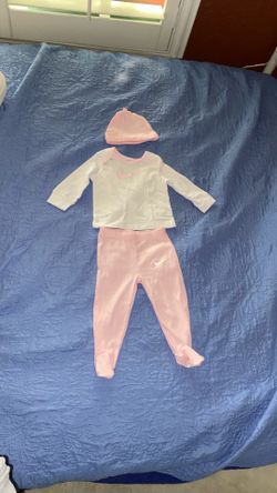 Nike outfit with beanie 6 months