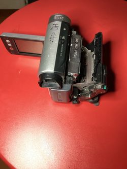 Sony Handycam DCR-HC52 MiniDV Camcorder 40x Optical Zoom Touch LCD battery included with charger