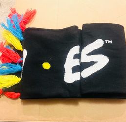 F•R•I•E•N•D•S Scarf