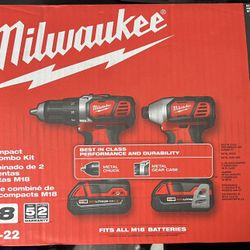 Milwaukee Power Drill / Tool Kit + Extra Battery