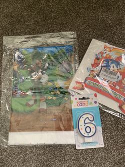 Sonic Cake Cut Out, Tablecover And Candle
