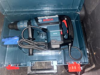 Bosch 13.5 Amp 1-3/4 in. Corded Variable Speed SDS- Max Concrete/Masonry Hammer Drill