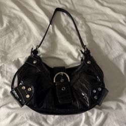 Black Purse 
