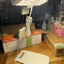 GrowElite Tabletop LED Plant Grow Light Indoor Gardening Full Spectrum Herbs Flowers Small Plants Soft White, luz para el cultivo de plantas 