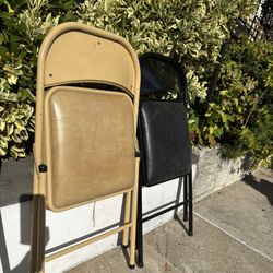 Padded Metal Folding Chairs