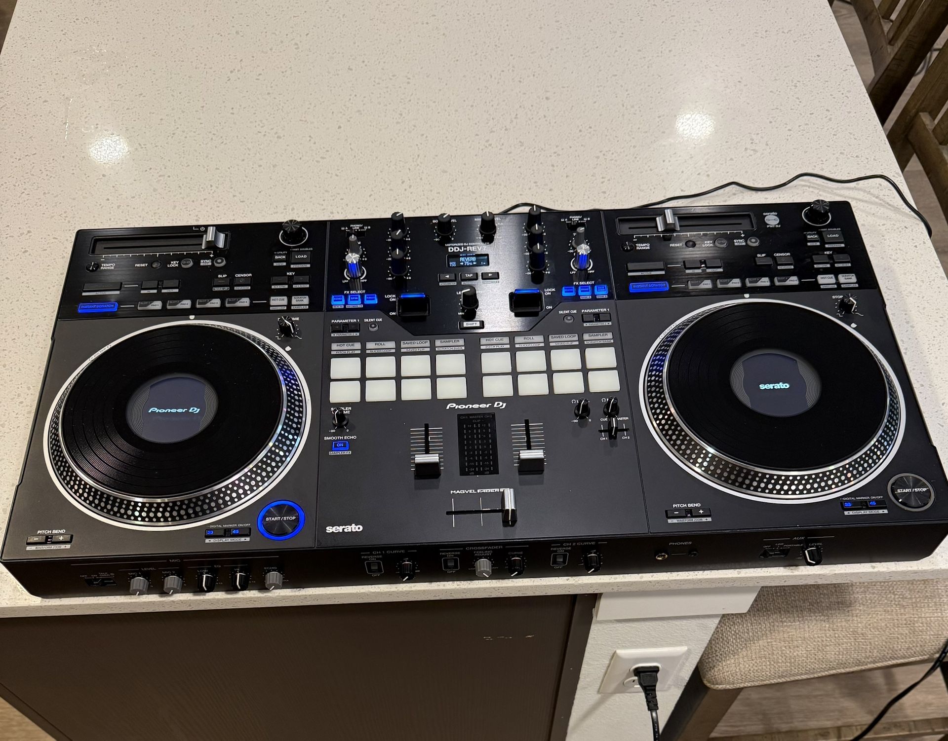 Pioneer DJ DDJ-REV7 – 2-Channel Professional DJ Controller for Serato DJ Pro