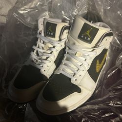 Nike air jordan 1s 