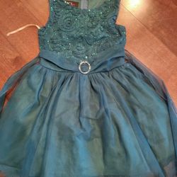 Size 7 girls Christmas / special occasion dress