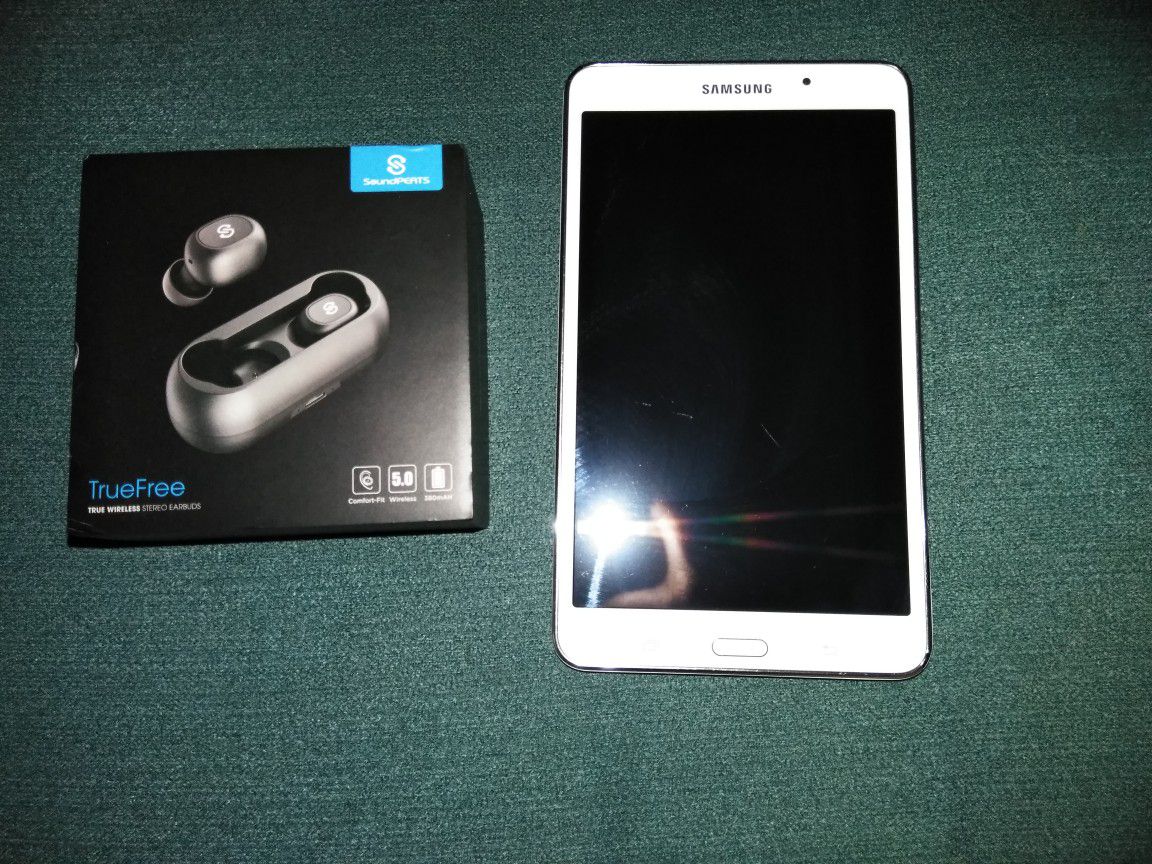 Samsung Galaxy Tab 4 and soundPEATS wireless earbuds