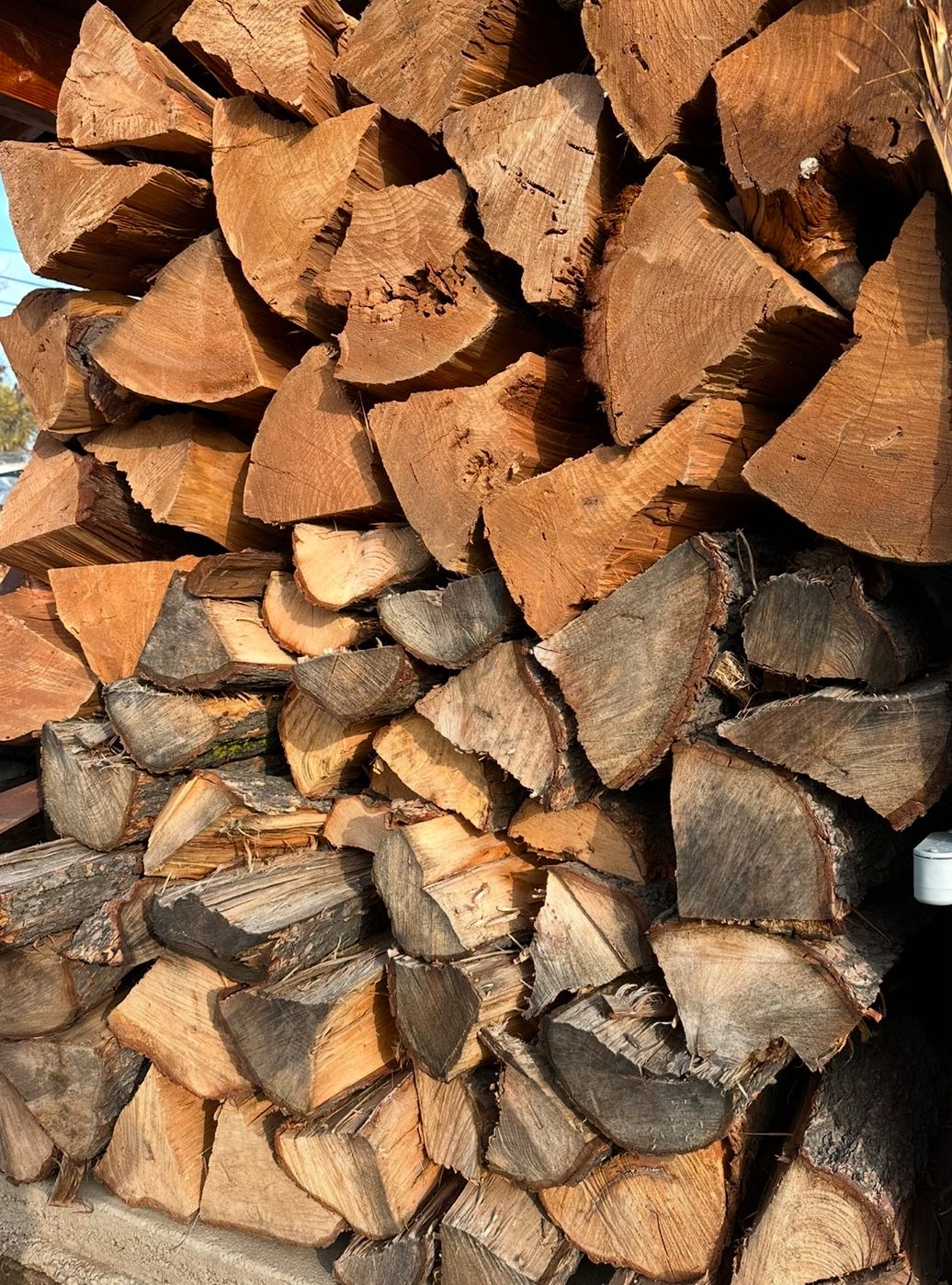 Dry Split Almond Mix Firewood!!!Ready Too Burn Seasoned Wood!!!