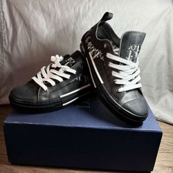 Size 9 Dior Converse 