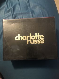 Boots mid high size 9