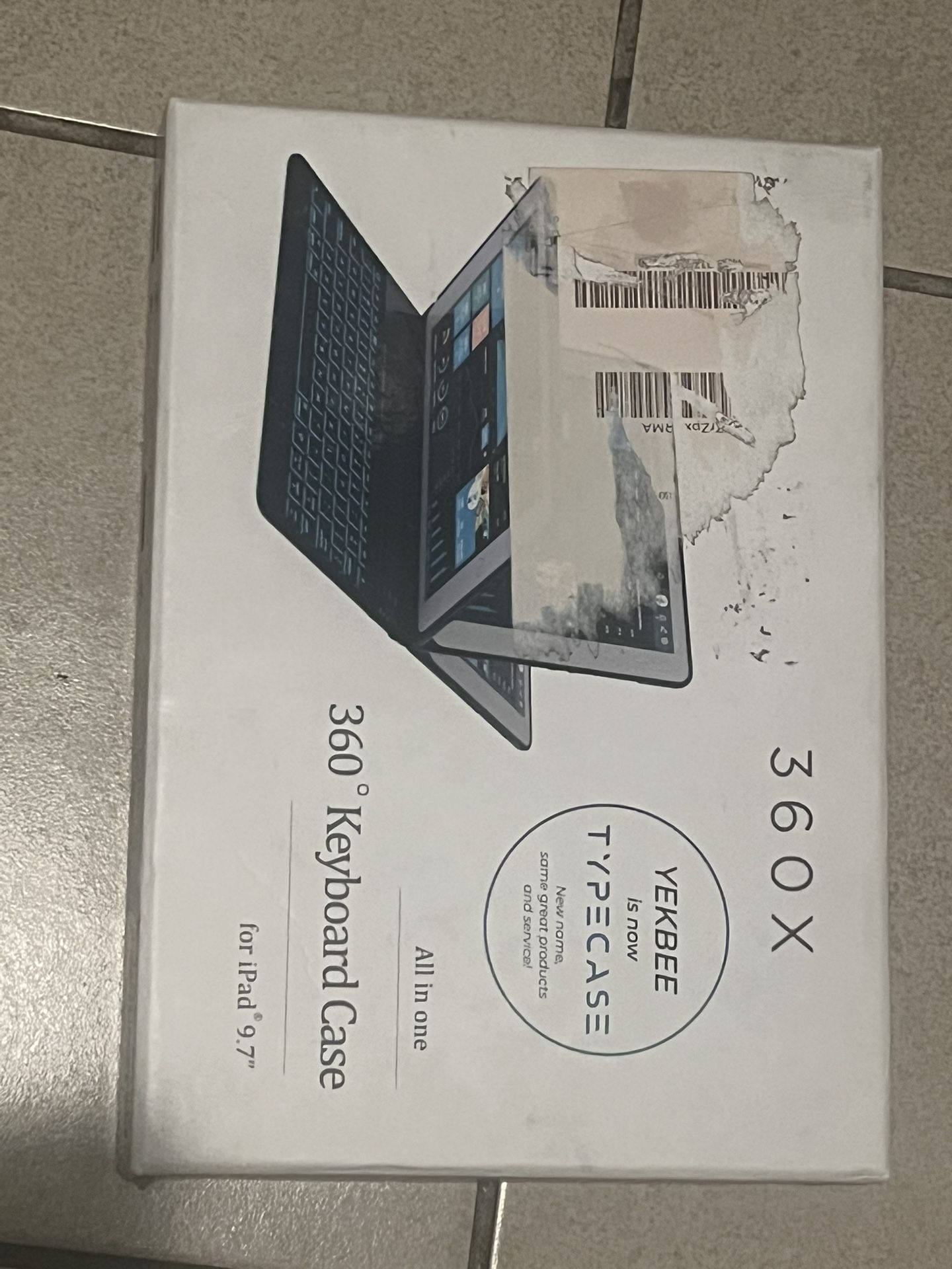 TYPECASE Yekbee 360X All In One 360 Degree Keyboard Case iPad 9.7" Black KB201N