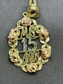 14k 3 Tone Quince Pendant 