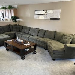 Raymour & Flanigan Sectional Sofa Set for Sale