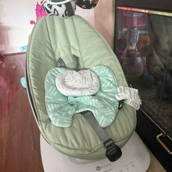 MamaRoo Swing