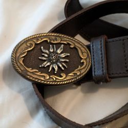  TOPFER Women Floral Studded Bronze Colored Buckle & Leather Belt)

