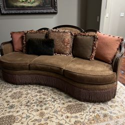 Beautiful Elegant Sofa