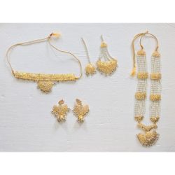 Women's Bridal Light Weight Mala Choker Jewelry Set - Gold / Pearls - 6-Piece