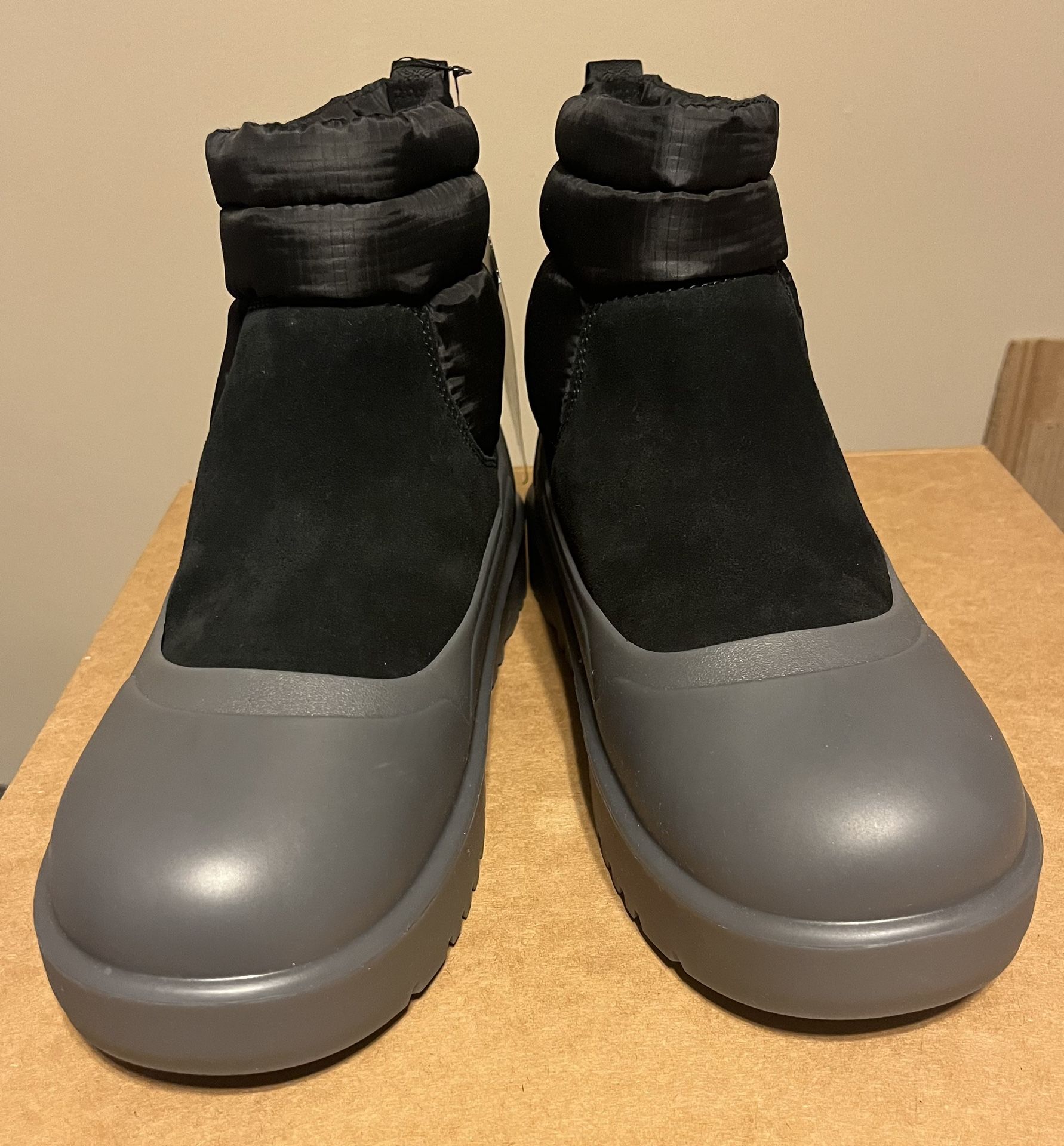 UGG Classic Mini Mod Black Boot 1158231 - Men Size 11 - NEW