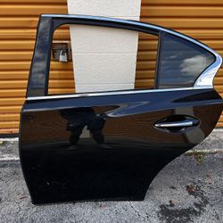 Infiniti Q50 Left Driver Side Rear Door Interior Panel Puerta Izquierda Chofer Trasera 2014 2015 2016 2017 2018 2019 2020 2021 2022 2023 2024