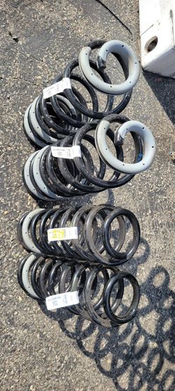 Jeep Gladiator Front & Rear Spring Take-offs