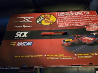 Bass Pro Shop SCX number X Digital System Nascar Race Track Set