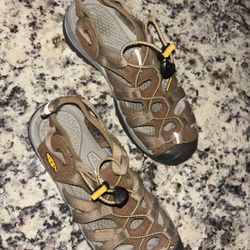Waterproof/ KEEN