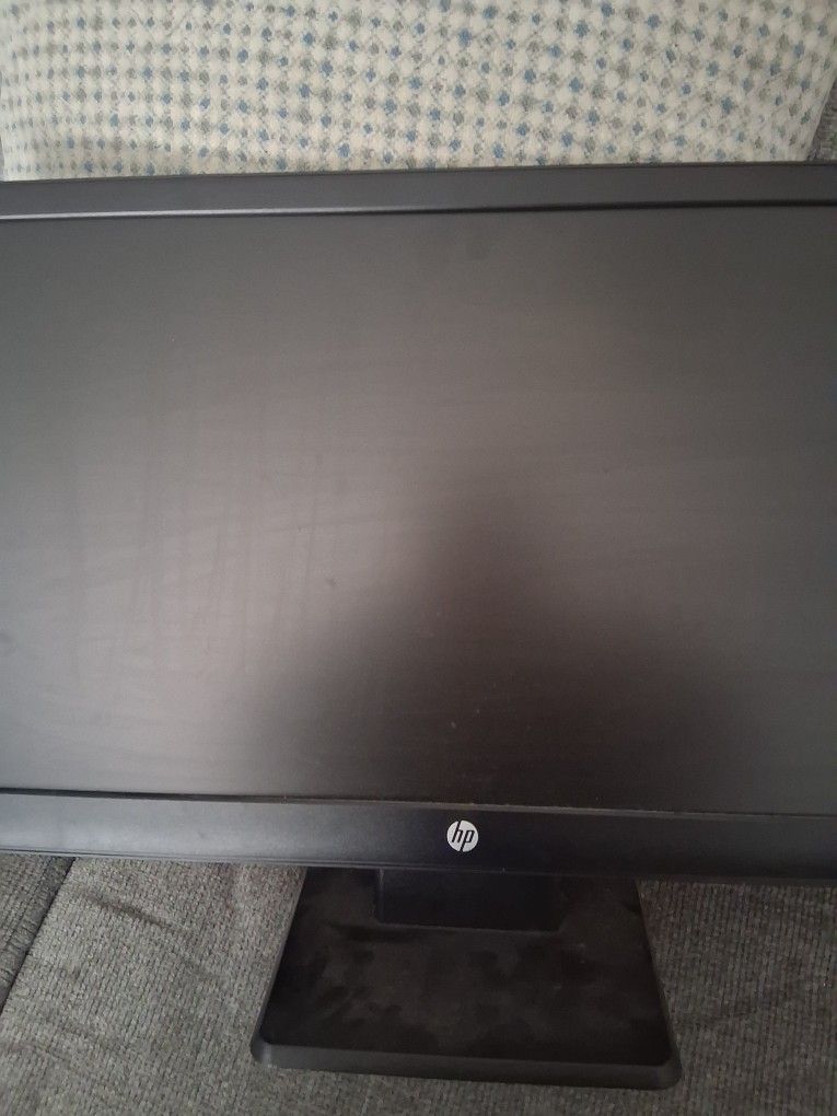 HP 20 Inch Computer Monitor-No Cords