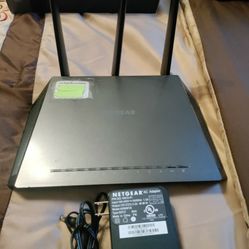 Nighthawk Router 