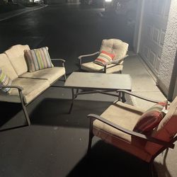 Patio 4pc Set