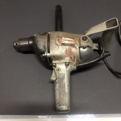 Black & Decker 1/2” Heavy Duty Drill