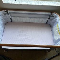 GreyBassinet