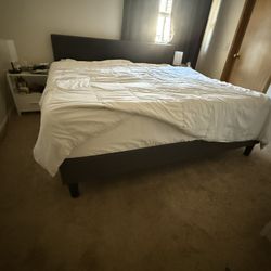 King Frame Bed And Mattress 