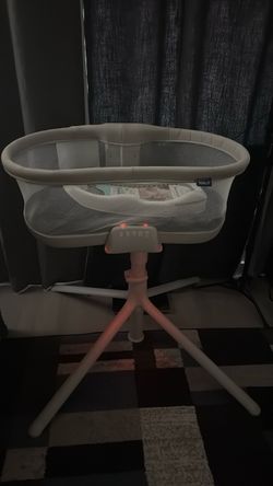 Halo BassiNest Swivel Sleeper