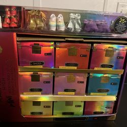 27 Box And 6 Extra Rainbow High Shoes 
