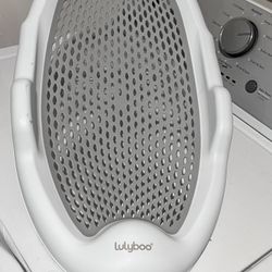 Newborns Bath Support 