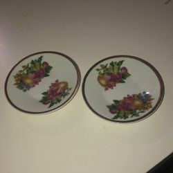 Vintage Plates 