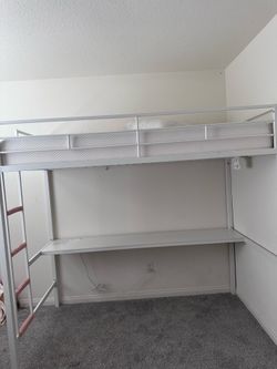 Twin bunk bed desk