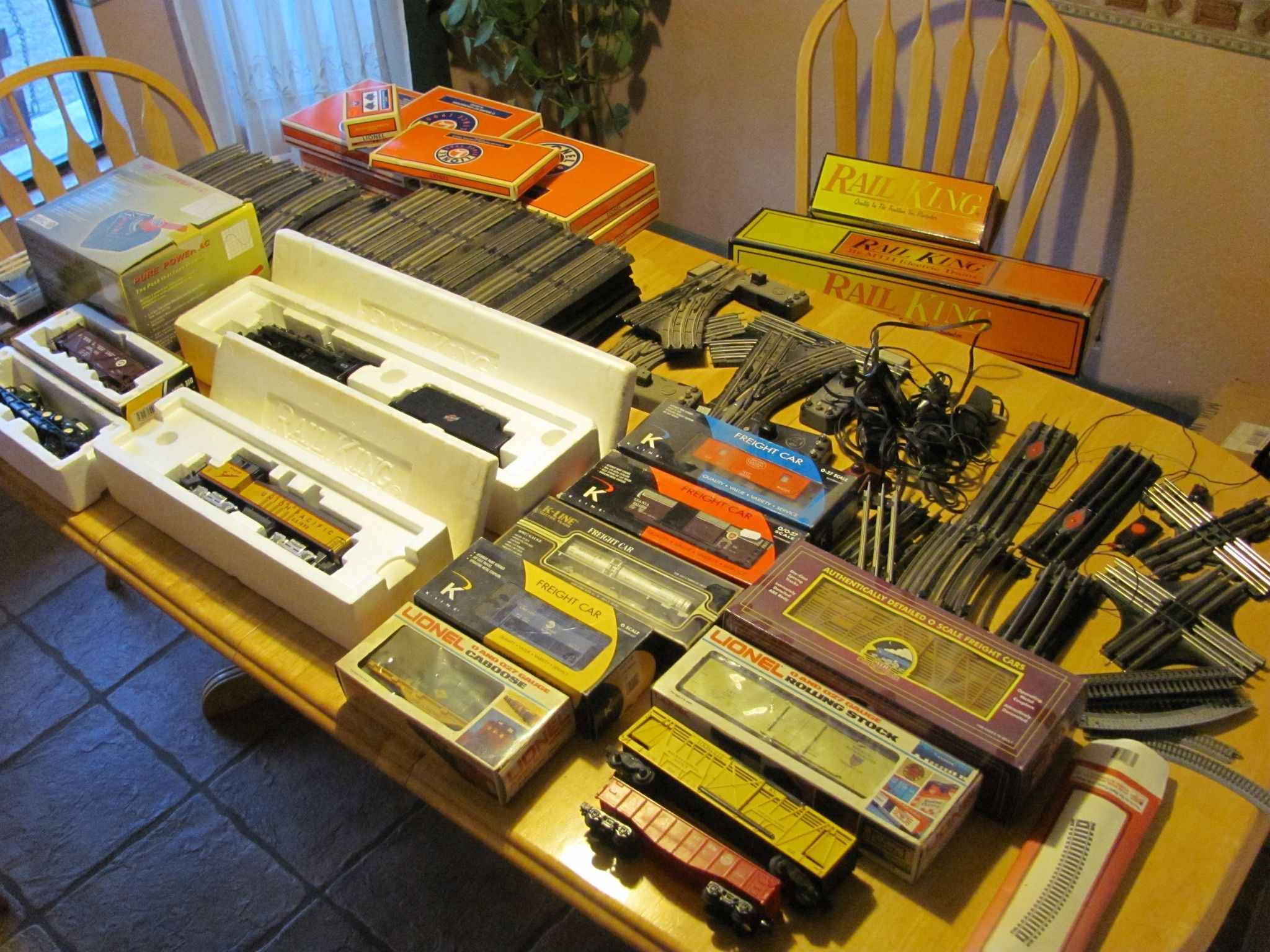 O-Guage Complete Train Set