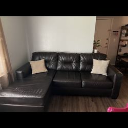 Leather Sectional Couch 