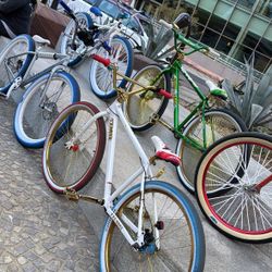 29” Throne The Goon 