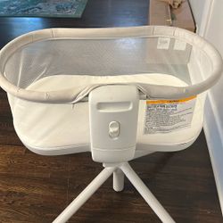 Halo Innovations Bassinet Sleeper 
