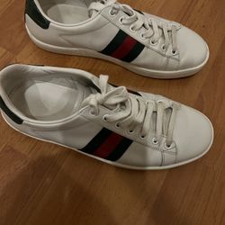 Used gucci sneakers for deals sale